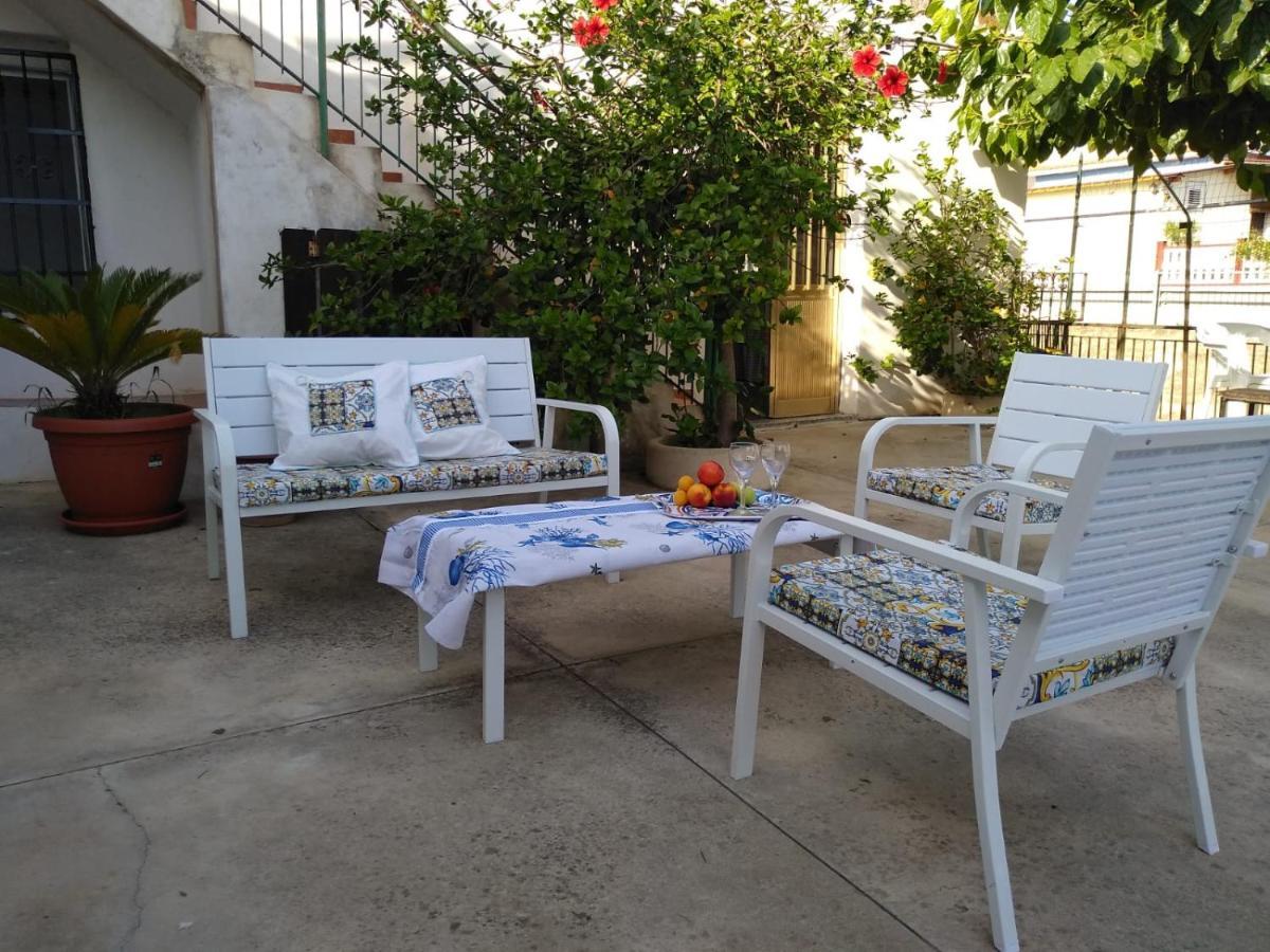Casale Hibiscus Villa Santa Maria Del Focallo Kültér fotó