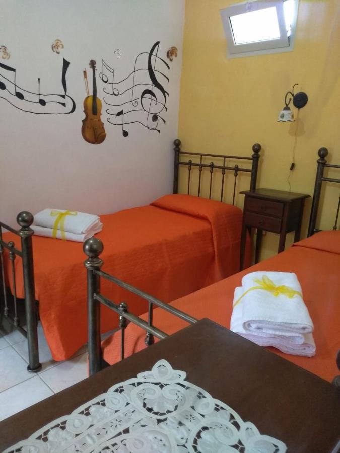 Casale Hibiscus Villa Santa Maria Del Focallo Kültér fotó